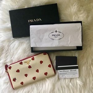 AUTHENTIC PRADA Saffiano Heart ❤️ Wallet